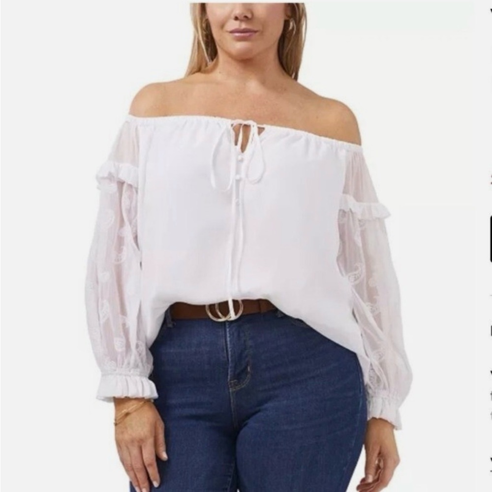 Vince Camuto White Off-Shoulder Blouse